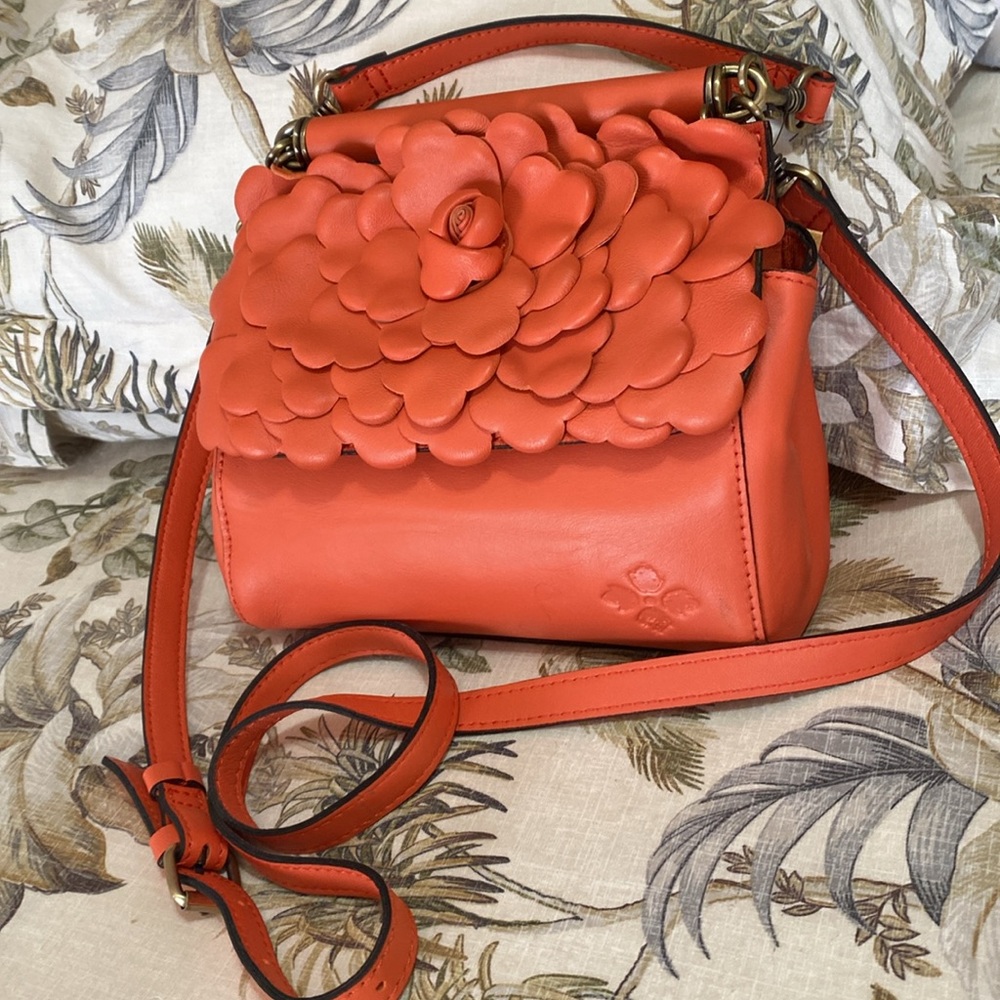 PATRICIA NASH ORANGE PETALLED HANDBAG/ CROSSBODY NEW WITH CERTS & DUSTBAG